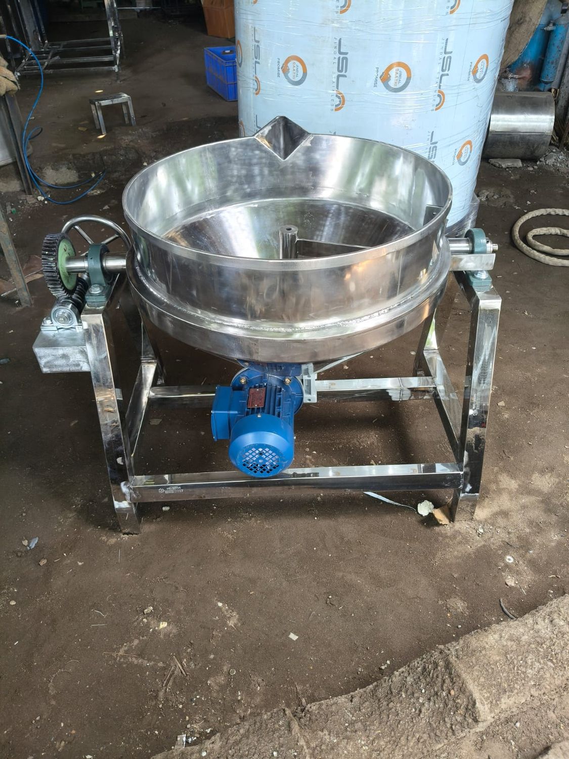 Steam Jacketed Tilting Kettle — Leader
